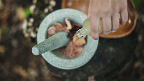 Siquijor ‘Witches’ Celebrate Folk Healing Festival .